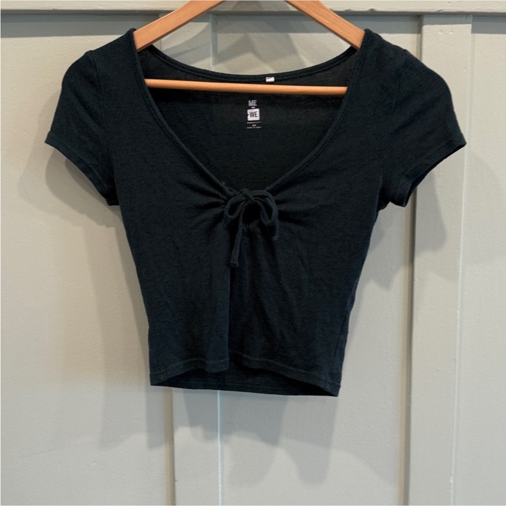 🌟 PacSun “Me to We” Tie-Front Keyhole Cropped Tee | Women’s XS